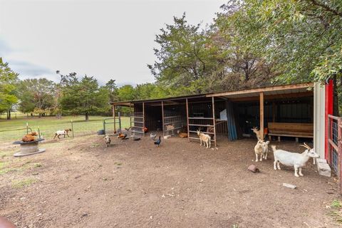 A home in Lone Oak