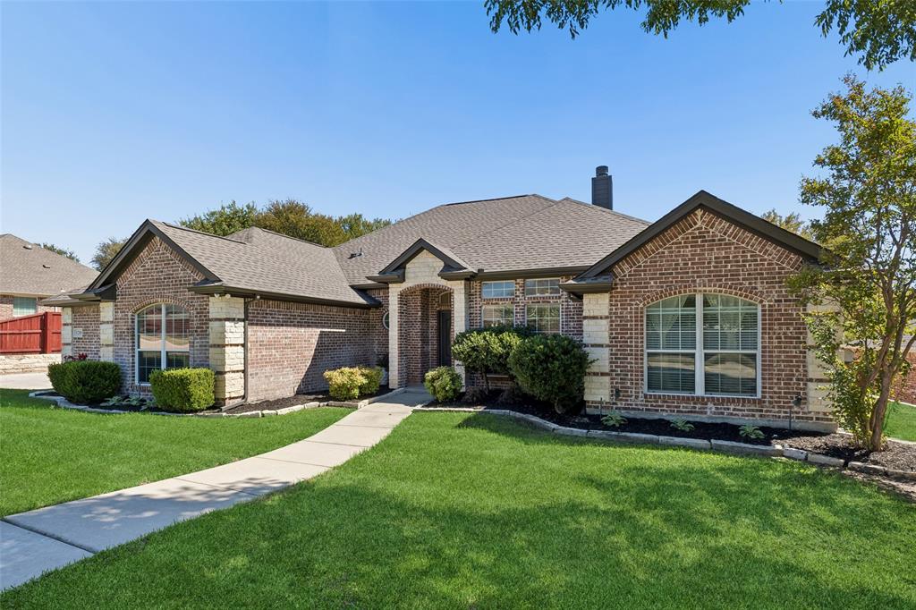1208 Saddle Trail