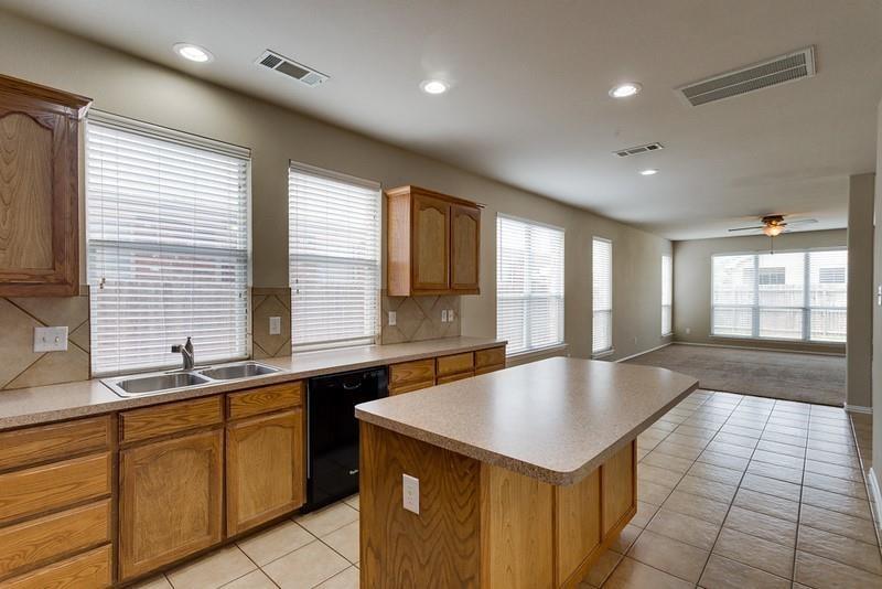 Villages of Woodland Springs W - Residential Lease