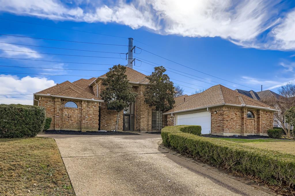 2210 Club Creek Circle