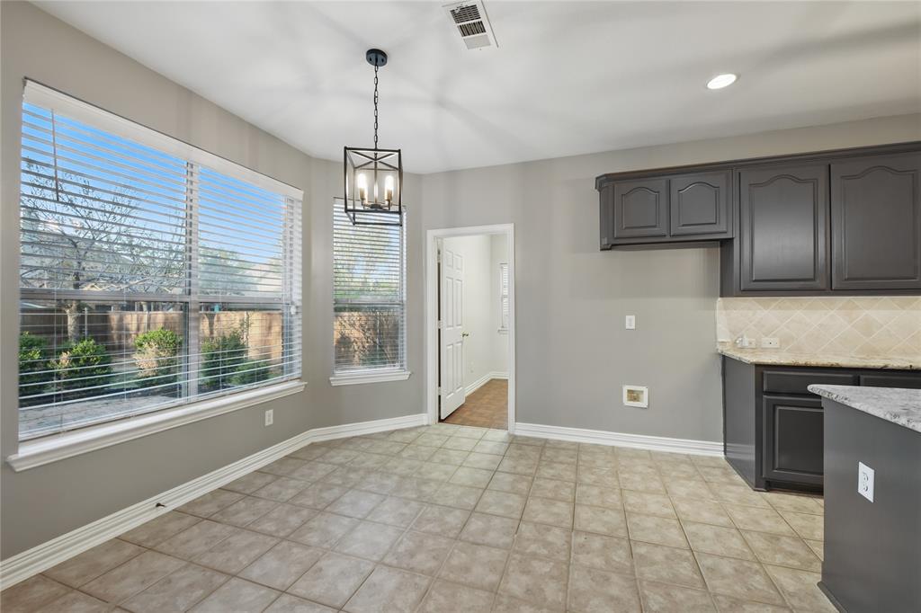 Flower Mound, Texas 75028, United States, 4 Bedrooms Bedrooms, ,4 BathroomsBathrooms,Residential,Pending,100604