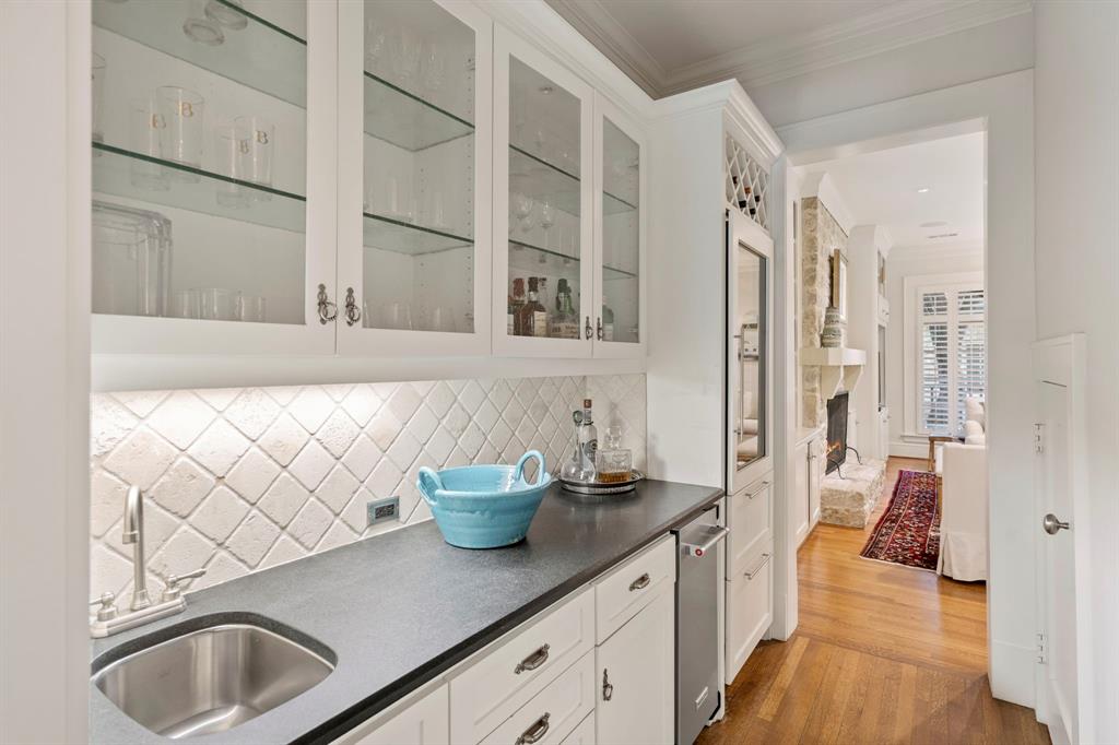 Mount Vernon 01 & 03 - Residential