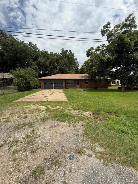 Photo of 1206 N Powell Parkway, Anna, TX 75409 (MLS # 21314566)