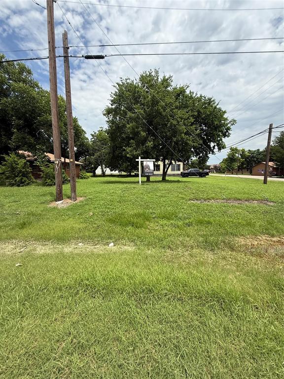 1206 N Powell Parkway