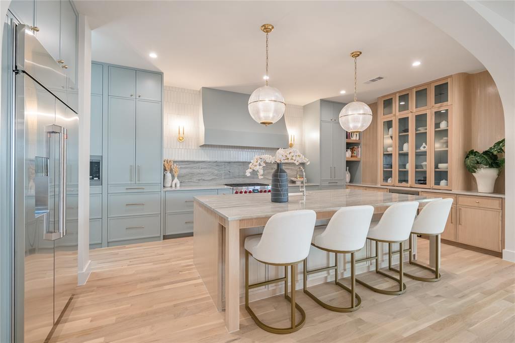 GASTONWOOD 4 - Residential