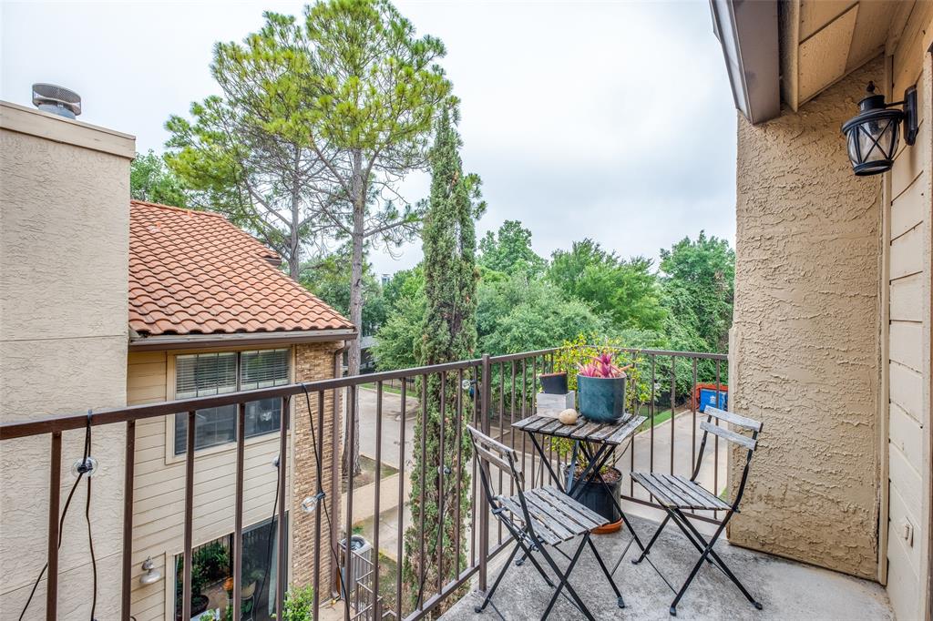 4777 Cedar Springs Road 8Q