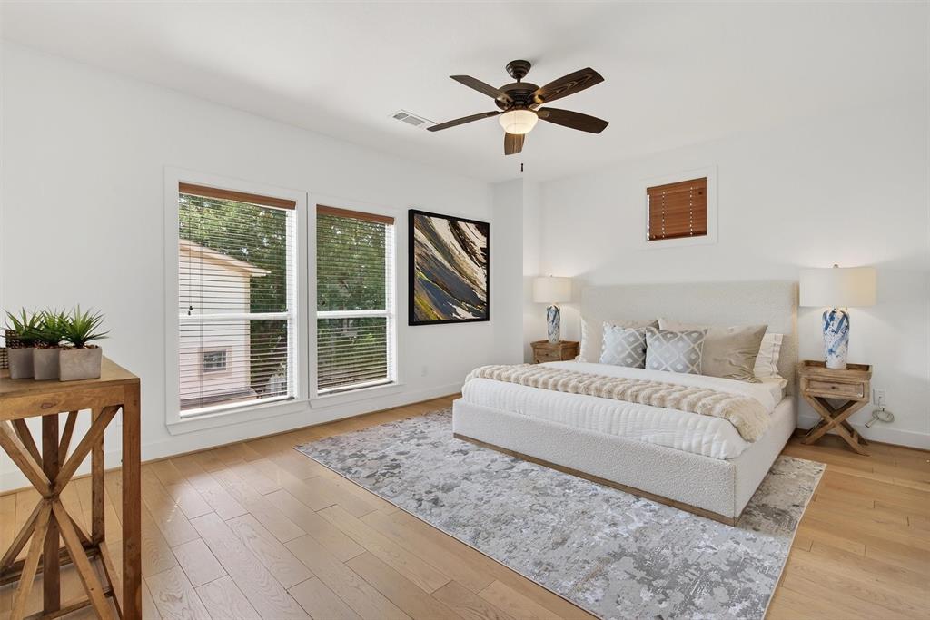 Carreras Twnhms Condos - Residential