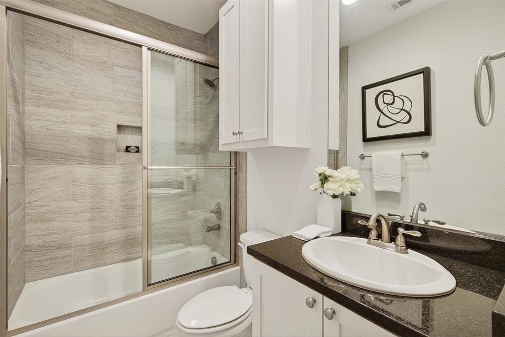 Carreras Twnhms Condos - Residential