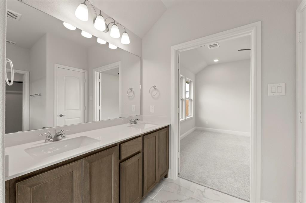 Keeneland - Residential