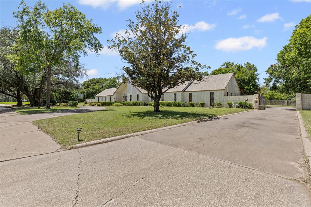 1204 W Westhill Drive