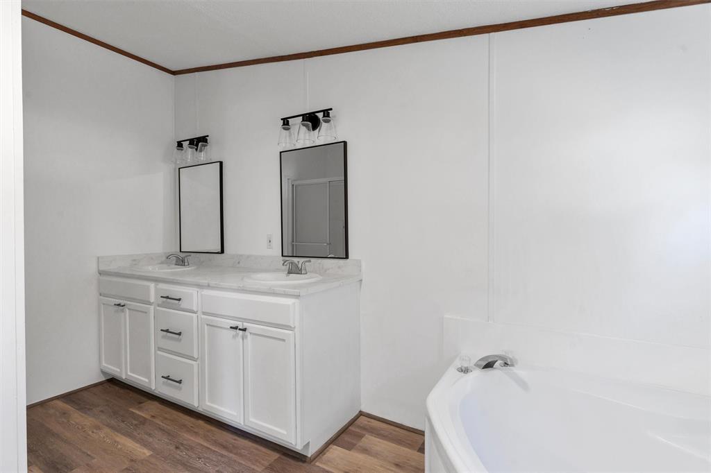 Port Riglea East - Residential