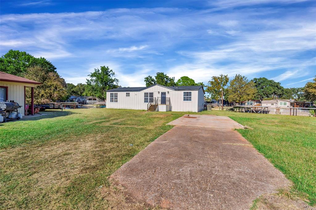 4504 E Kenwood Court