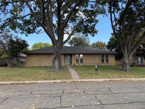 903 Emerson Drive Allen TX 75002