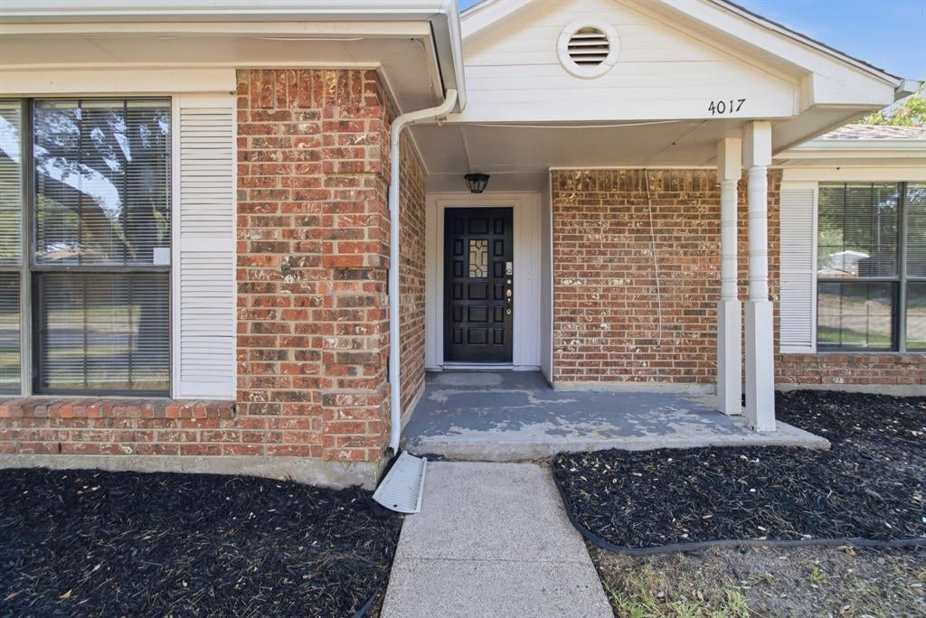 4017 Knights Bridge Drive