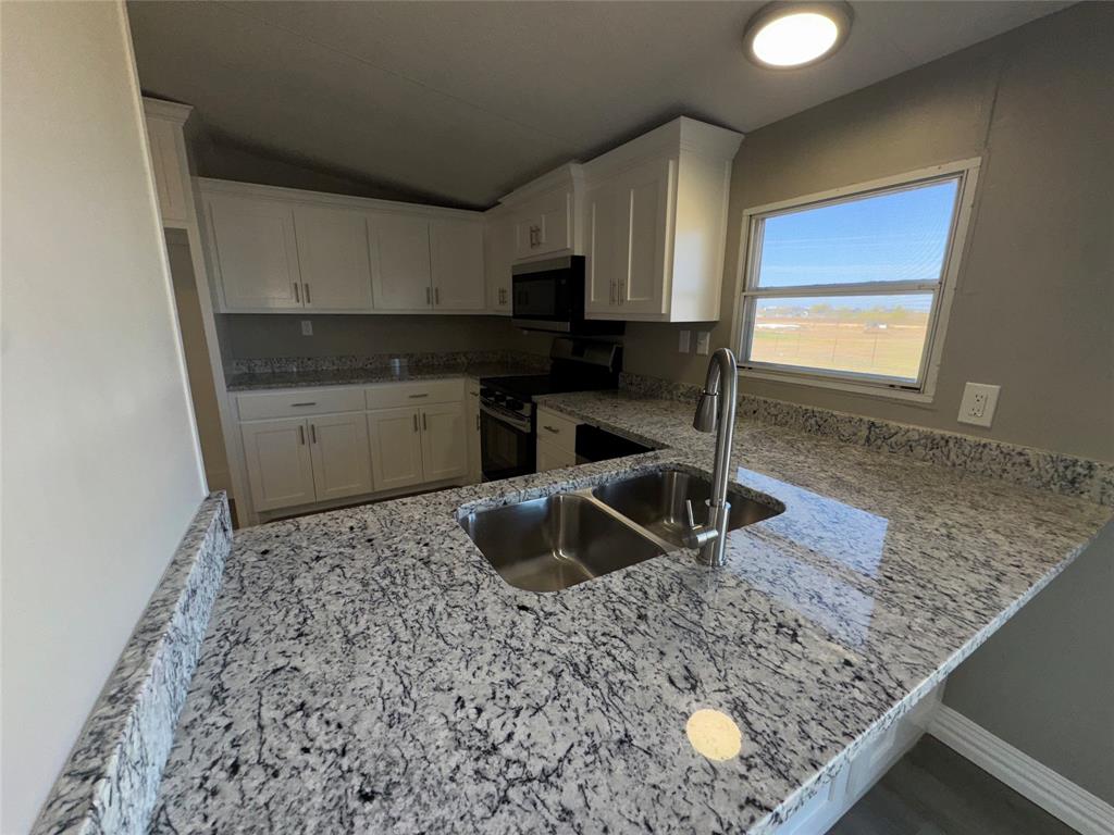 5809 Black Springs Lane