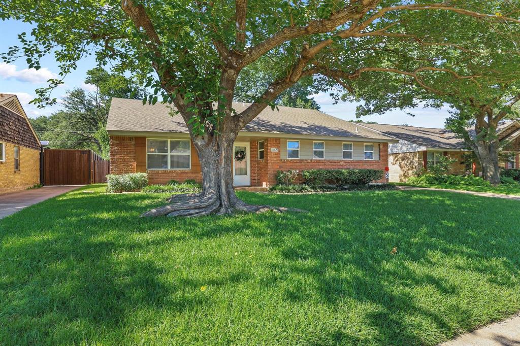 10621 Mapleridge Drive