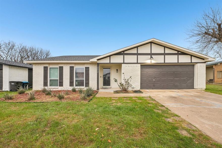 Beautiful four bedroom 2.5 bath home situated on a cul-de-sac lot in highly sought after Keller ISD! This updated home features a spacious open plan with two living areas, generously sized bedrooms, updated baths and plenty of storage space. Recent improvements include new windows and an an expanded concrete patio, creating the perfect setting for outdoor entertaining and everyday enjoyment.