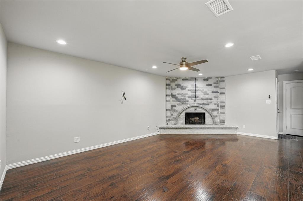 802 Netherland Drive