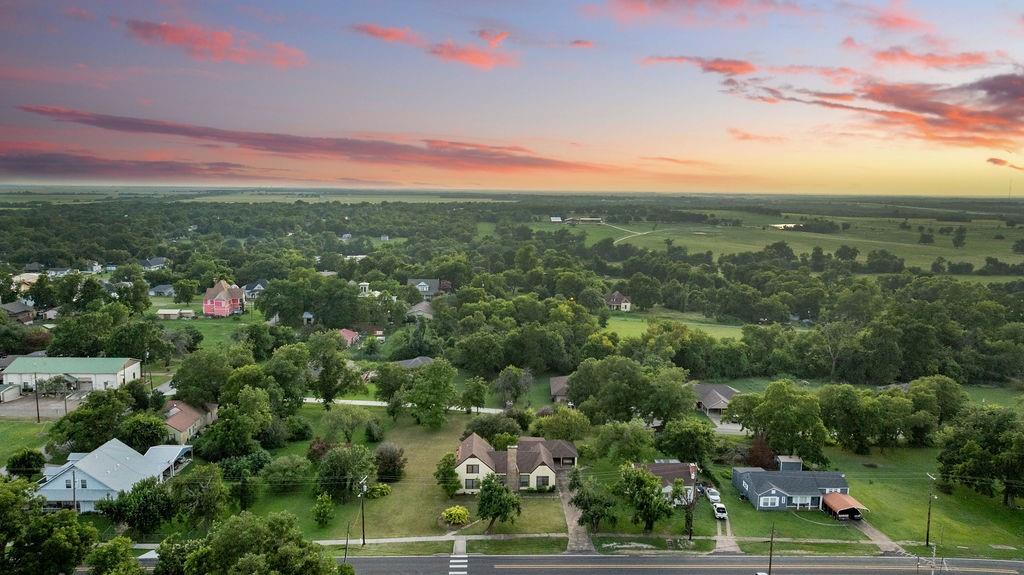 Honey Grove - Residential