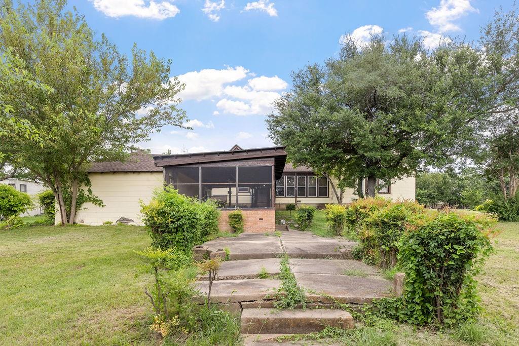 Honey Grove - Residential