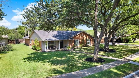 Photo of 2712 Forest Grove Drive, Richardson, TX 75080 (MLS # 21271180)