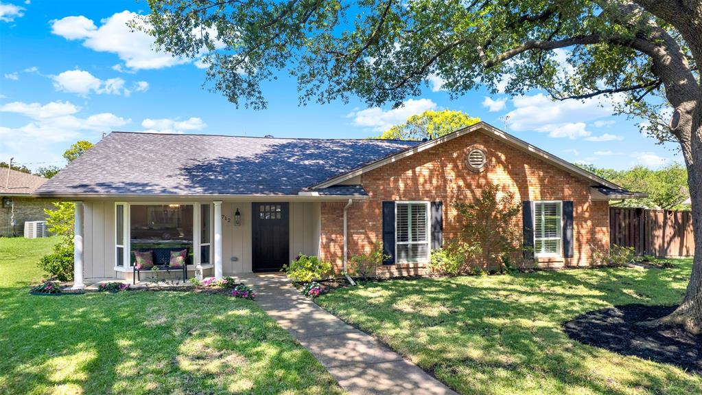 2712 Forest Grove Drive