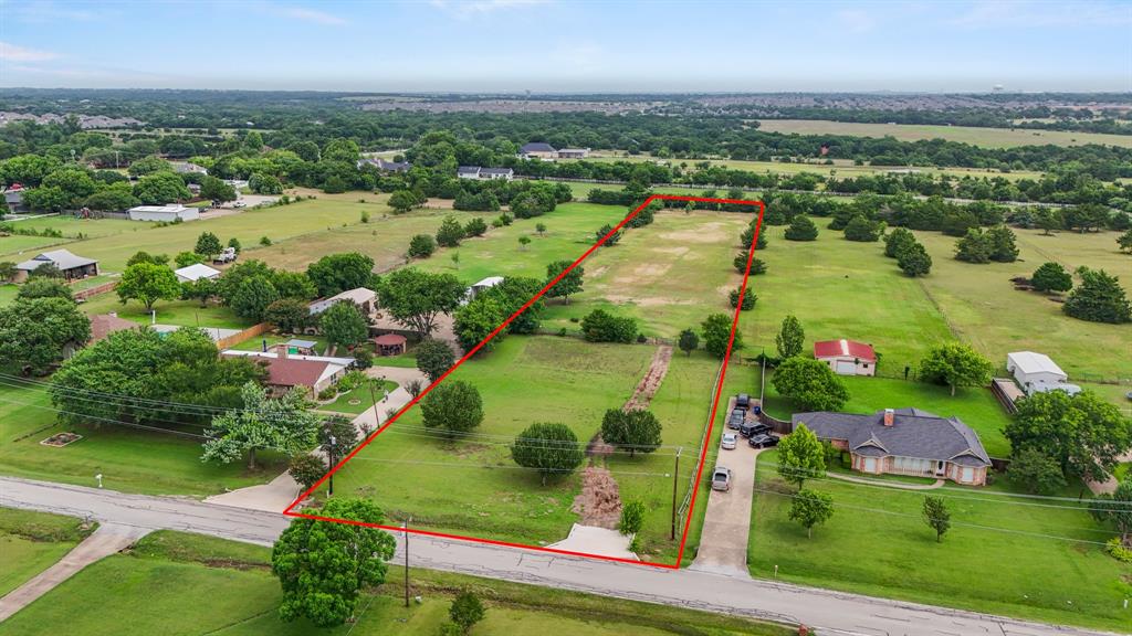 222 Lariat Trail
