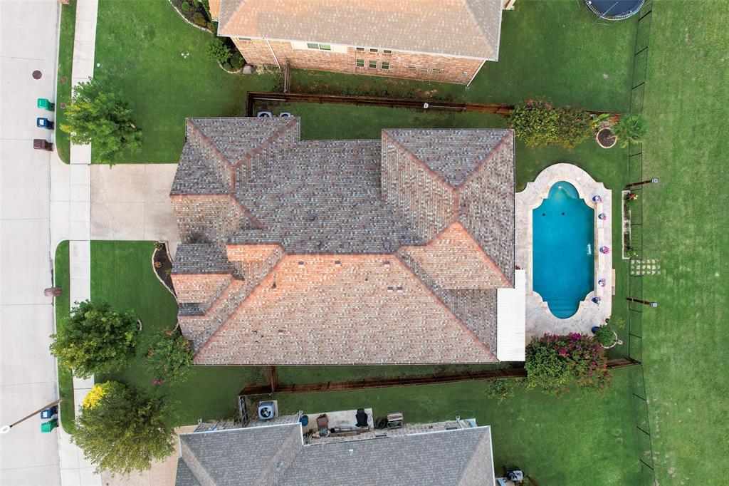 5005 Parkplace Drive