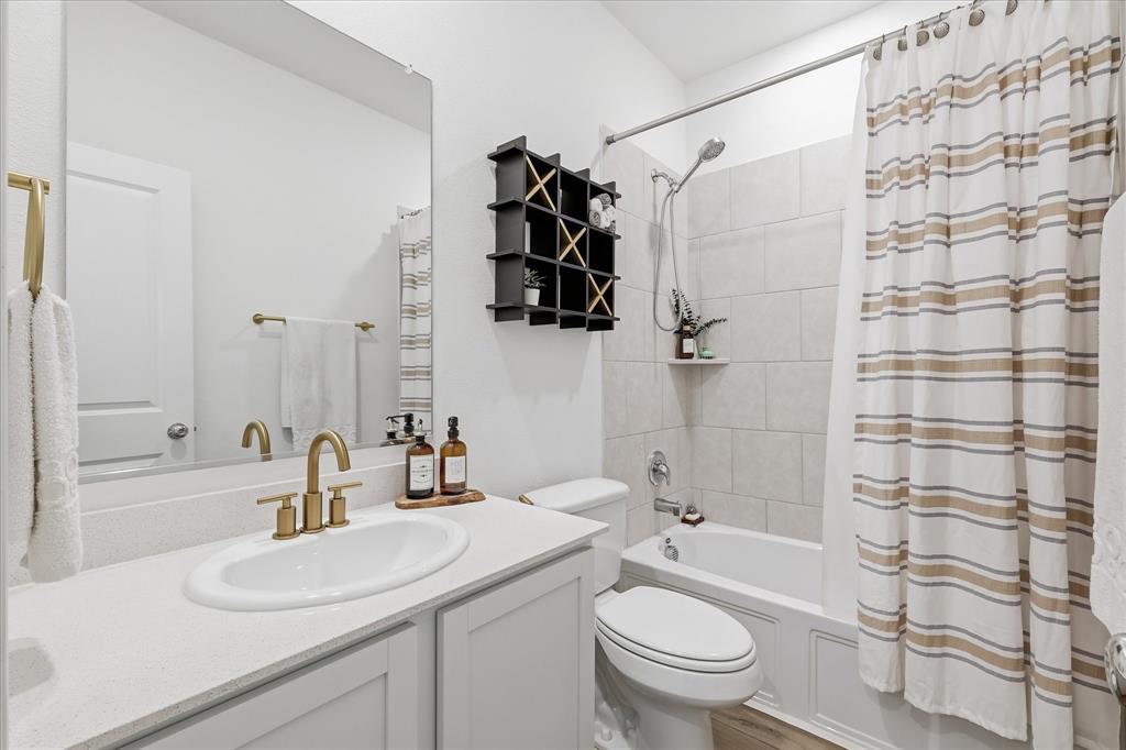 3105 Kaufman Court