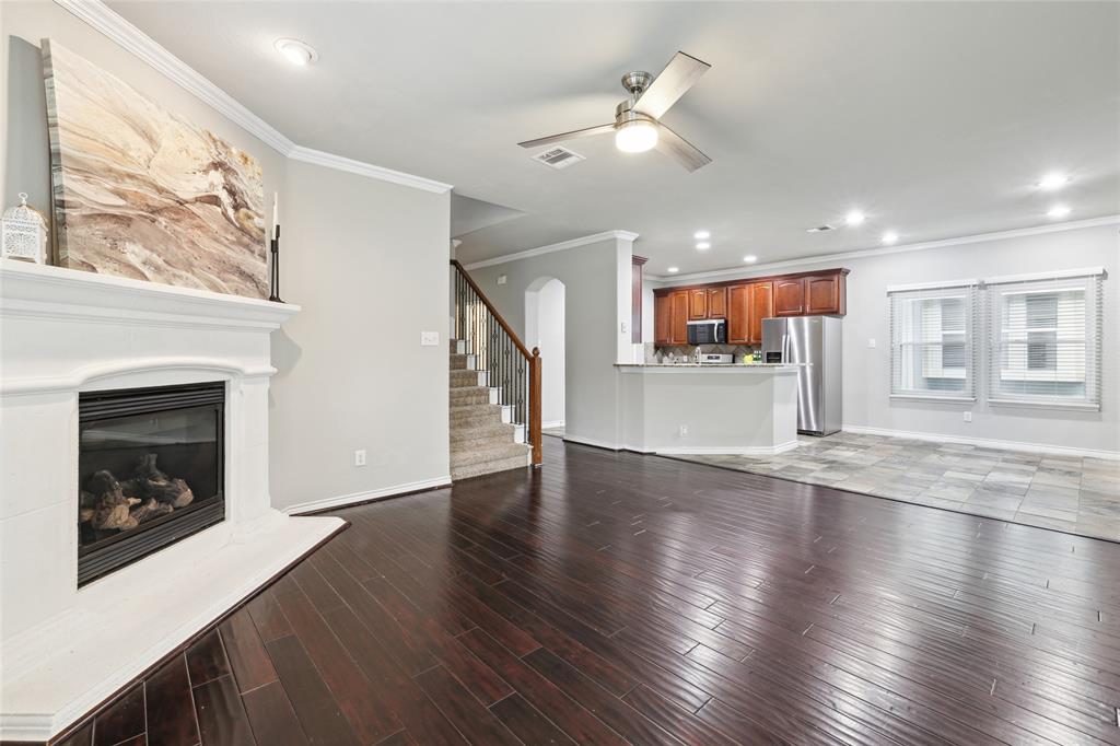 1005 Greenview Lane