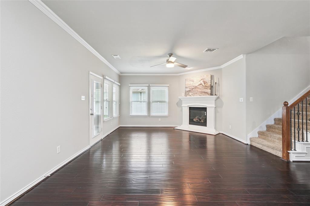 1005 Greenview Lane