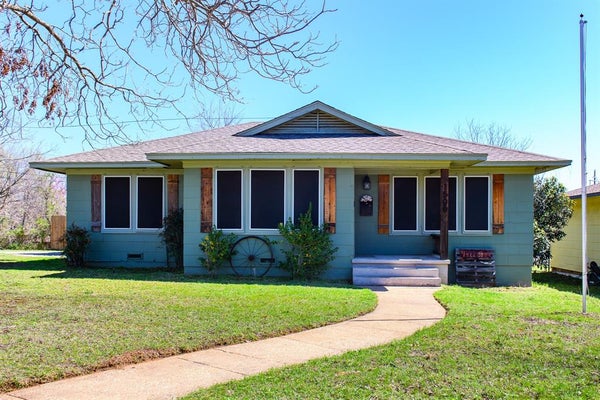 1500 S SCULLIN AVE, DENISON, TX 75020 - Image 3f9b1bbda9c94dd40deff921fd1a9d0b/893663767