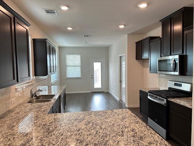 Homeplace At The Columns, The - Residential Lease