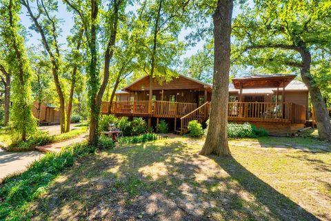189 Stoney Ridge Azle TX 76020