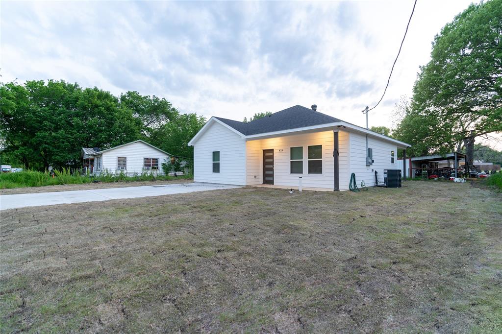 839 SW 7th Street