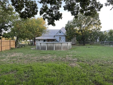 A home in Jacksboro