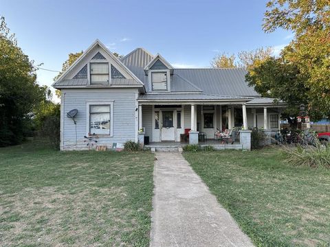 A home in Jacksboro