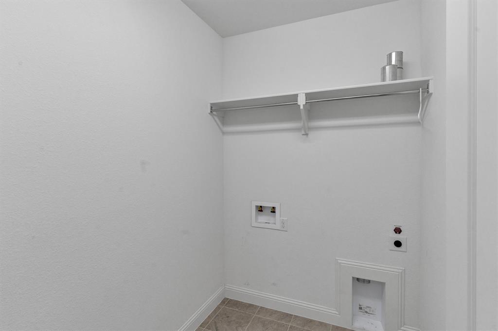 Rhome, Texas 76078, United States, 4 Bedrooms Bedrooms, ,4 BathroomsBathrooms,Residential,Active,188076