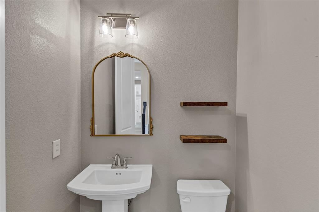 Rhome, Texas 76078, United States, 4 Bedrooms Bedrooms, ,4 BathroomsBathrooms,Residential,Active,188076