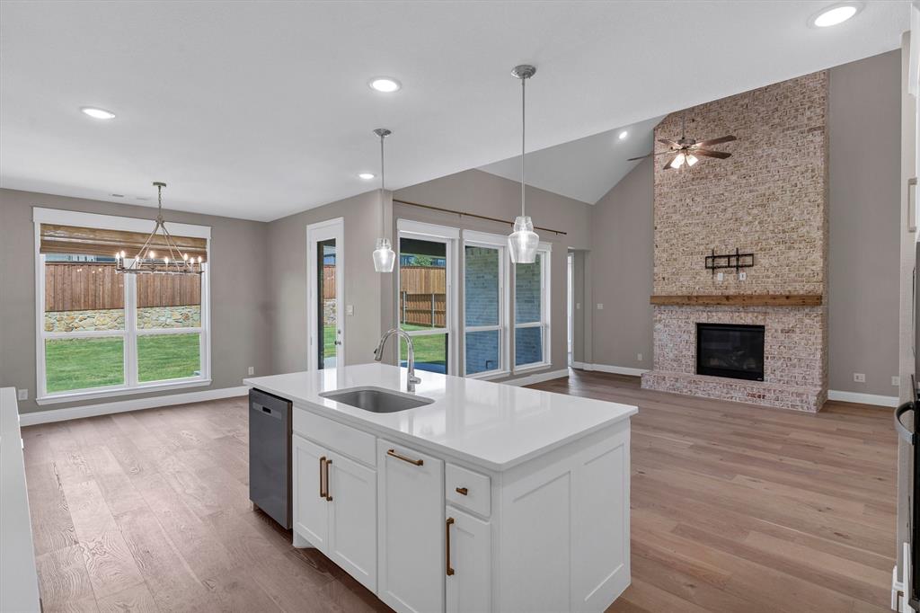 Rhome, Texas 76078, United States, 4 Bedrooms Bedrooms, ,4 BathroomsBathrooms,Residential,Active,188076