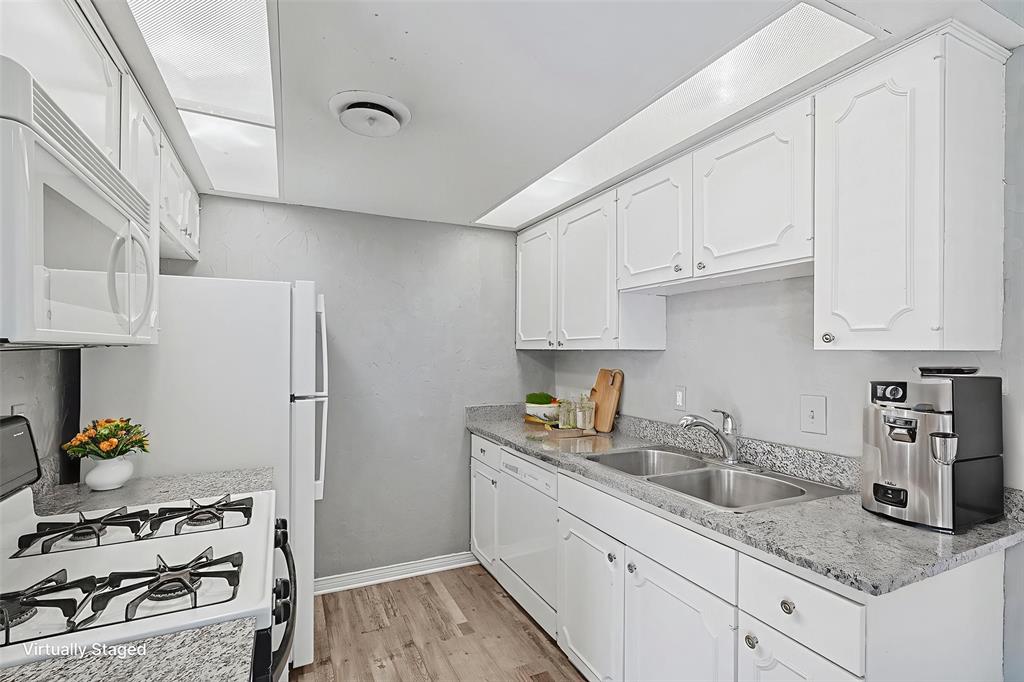 15931 Stillwood Street 2095