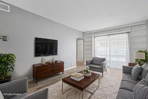 15931 Stillwood Street 2095 Dallas TX 75248