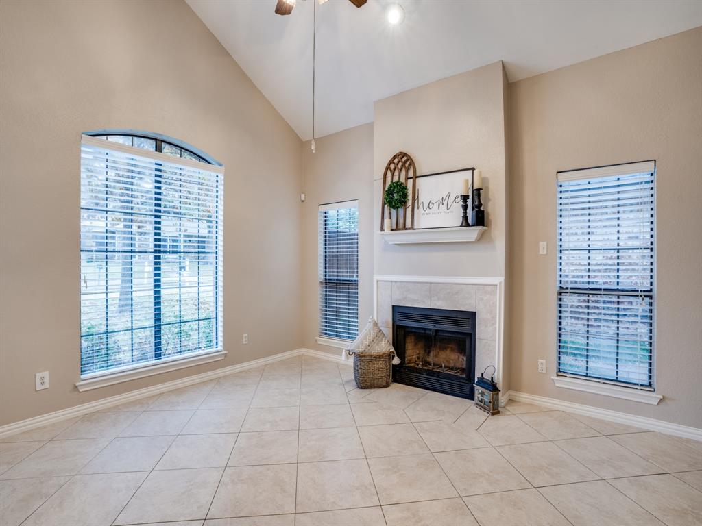 Keller Spgs Place - Residential Lease