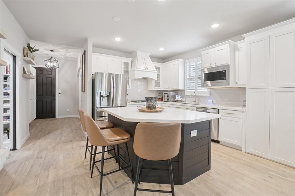 6301 Meandering Creek Drive