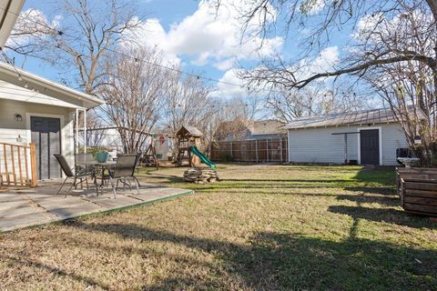 A home in Cleburne