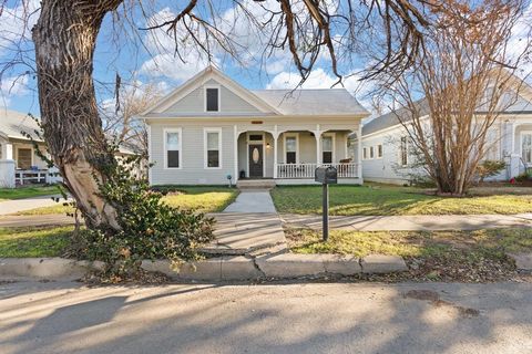 A home in Cleburne