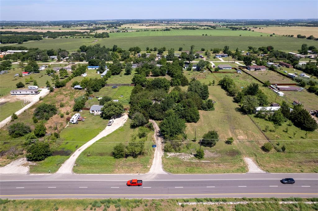 Photo 12 of 18 of 9913 E Highway 67 house