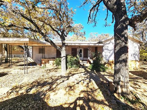 602 W Hall Street Bangs TX 76823