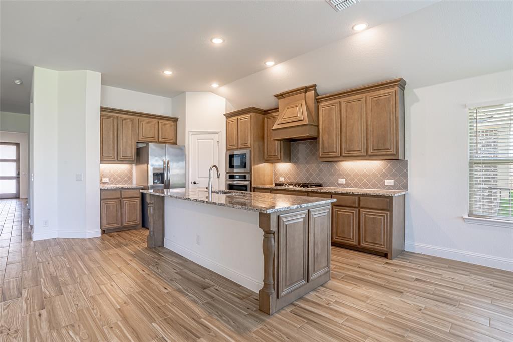 ABES LANDING PHASES 5A-3 & 5A-4 - Residential Lease