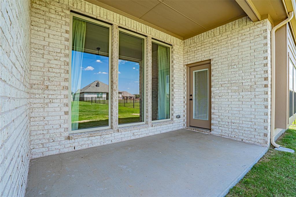 ABES LANDING PHASES 5A-3 & 5A-4 - Residential Lease